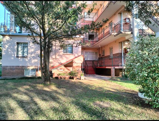 2 BEDROOM FLAT FOR SALE IN PELHAM